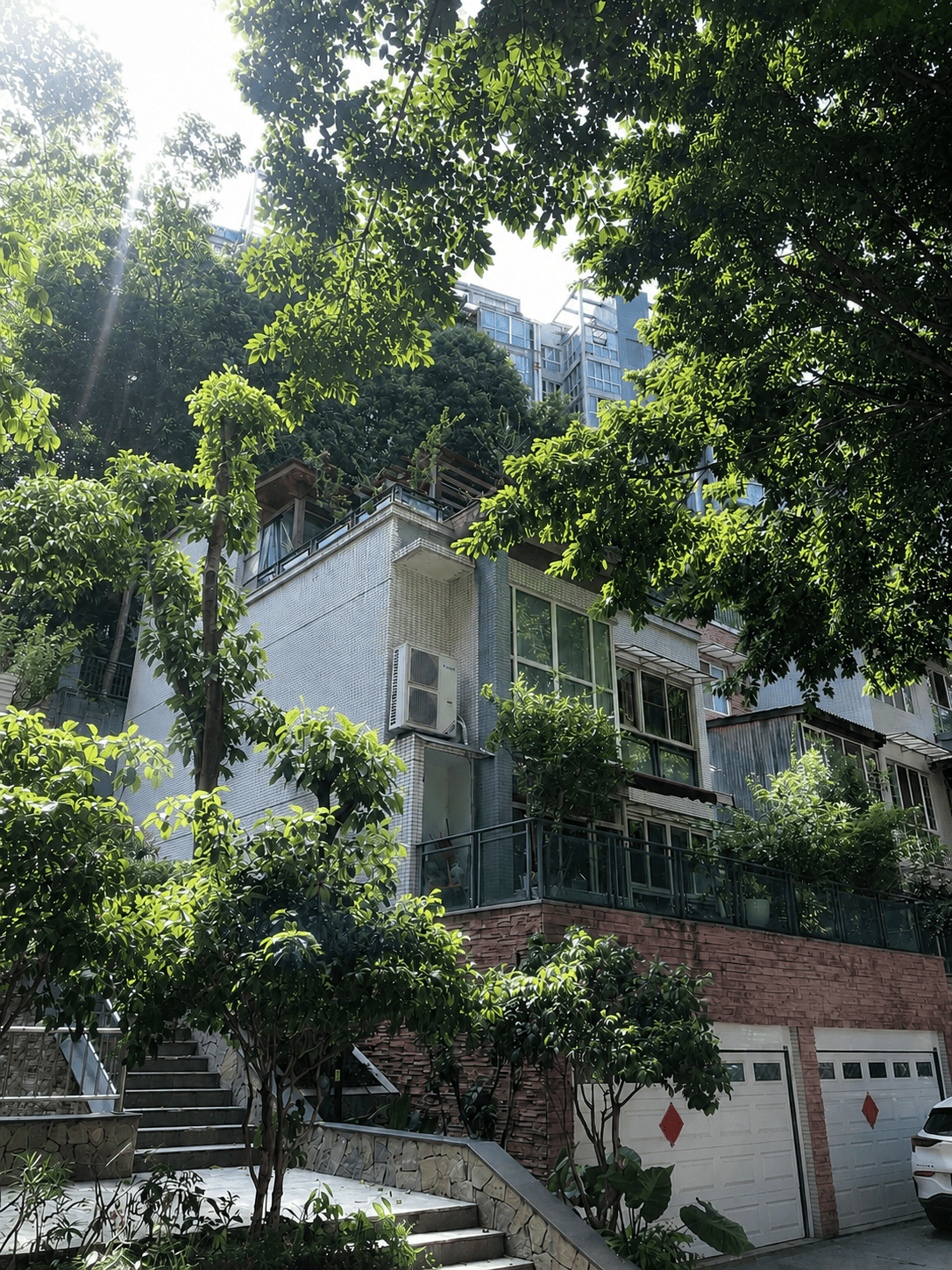 丽水岛居岁月从容升级：小小岛老别墅加装蒂升悦行款电梯